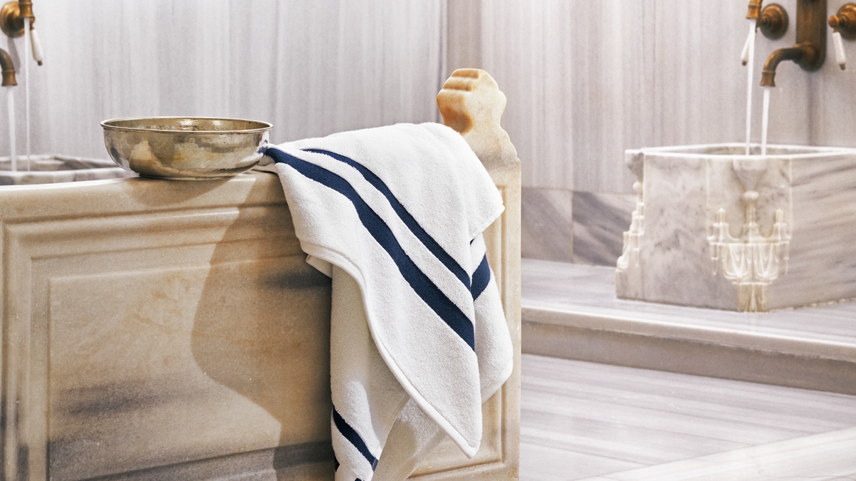 /blogs/from-hammams-to-homes-the-cultural-journey-of-turkish-towels_0.jpg